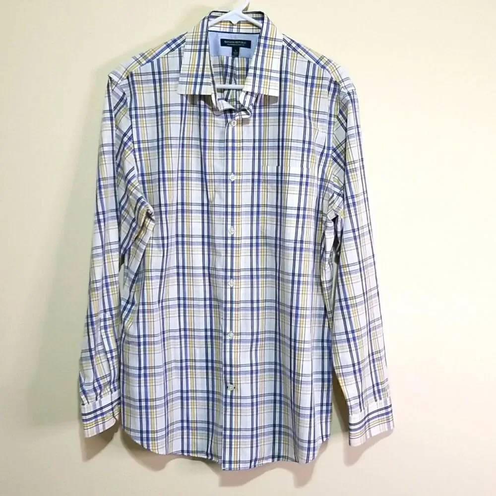 Banana Republic 2 for 1 Bundle Men's  Shirts size Large